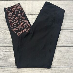 Women’s Under Armour HeatGear compression leggins size M